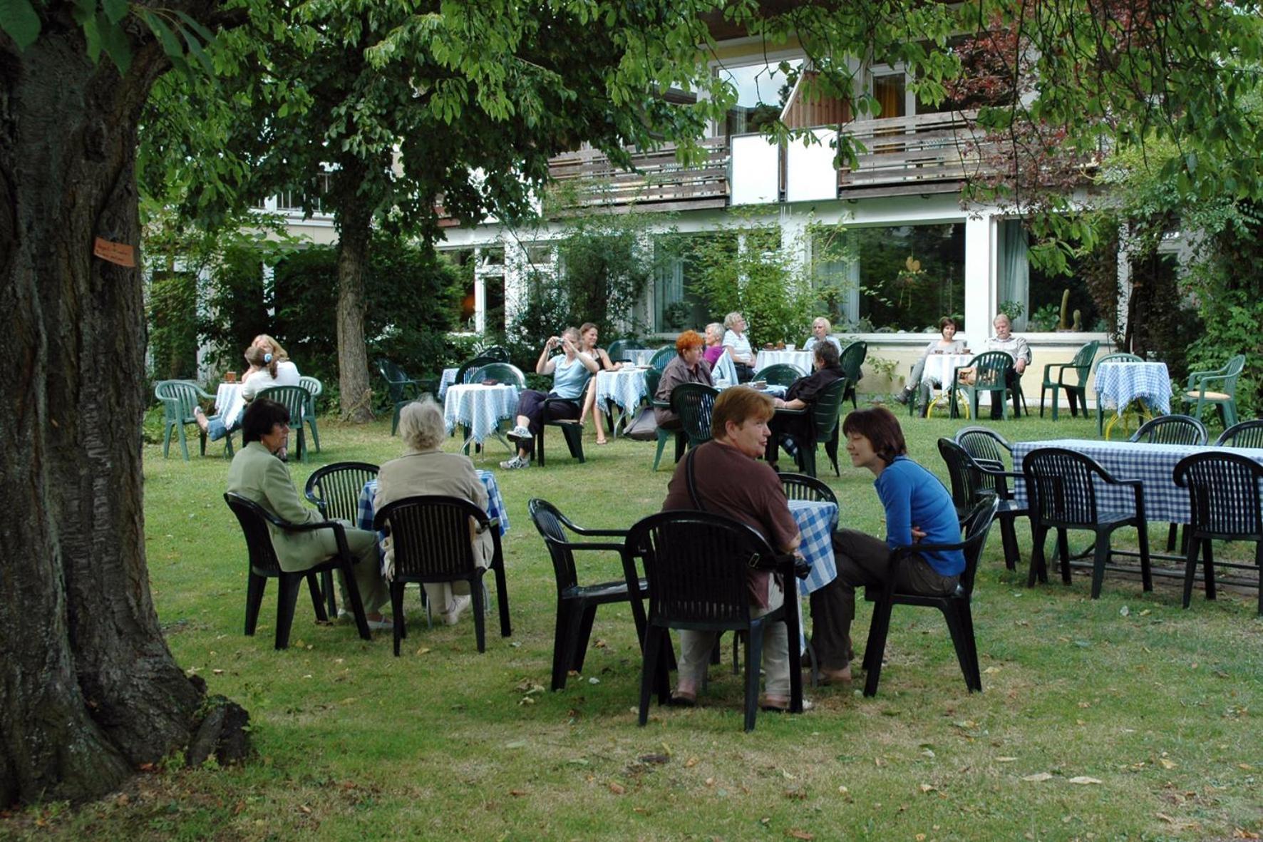 Hotel-Café Schauinsland Horn-Bad Meinberg Esterno foto